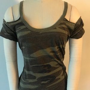 Z Supply Peekaboo Shoulder Camo t shirt